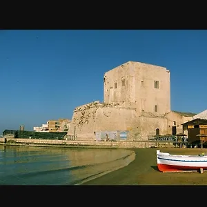 l-ancora-di-pozzallo.sicilyhotelsitaly.net/